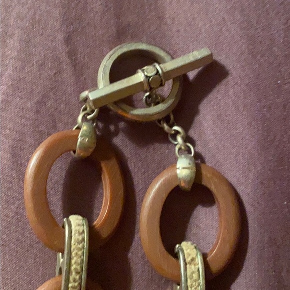 Necklace - Picture 2 of 3